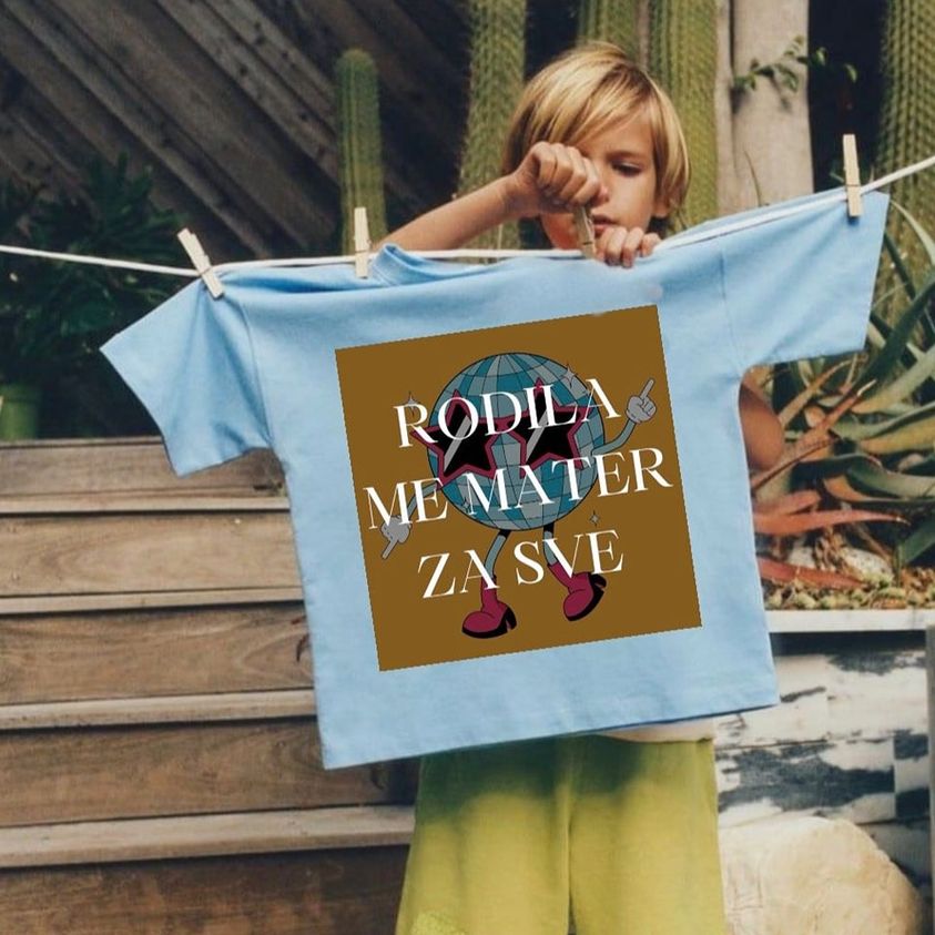 rodila me